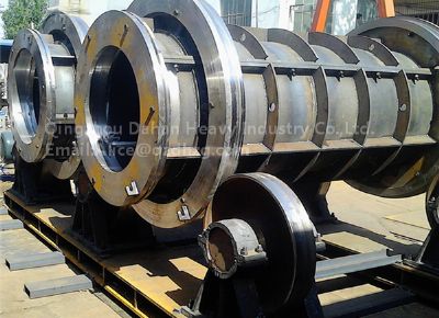 點(diǎn)擊查看詳細(xì)信息<br>標(biāo)題：Centrifugal Concrete Pipe Making Machine 閱讀次數(shù)：1635